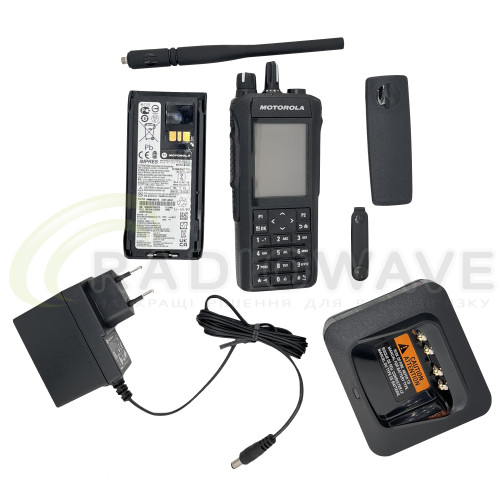 Фото: Motorola Професійна цифрова портативна рація Motorola R7 VHF FKP CAPABLE PRA302HEG (MDH06JDN9WA2AN)