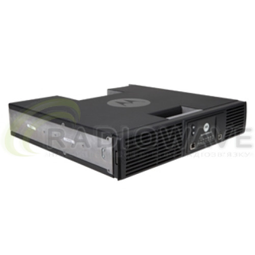Фото: Motorola Ретранслятор Motorola SLR8000 BASE VHF FAN306B