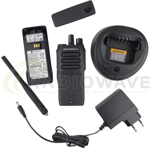 Фото: Motorola Професійна цифрова портативна рація Motorola R2 VHF NKP PNI302C Li-Ion 2300 мАг (MDH11JDC9JC2AN)